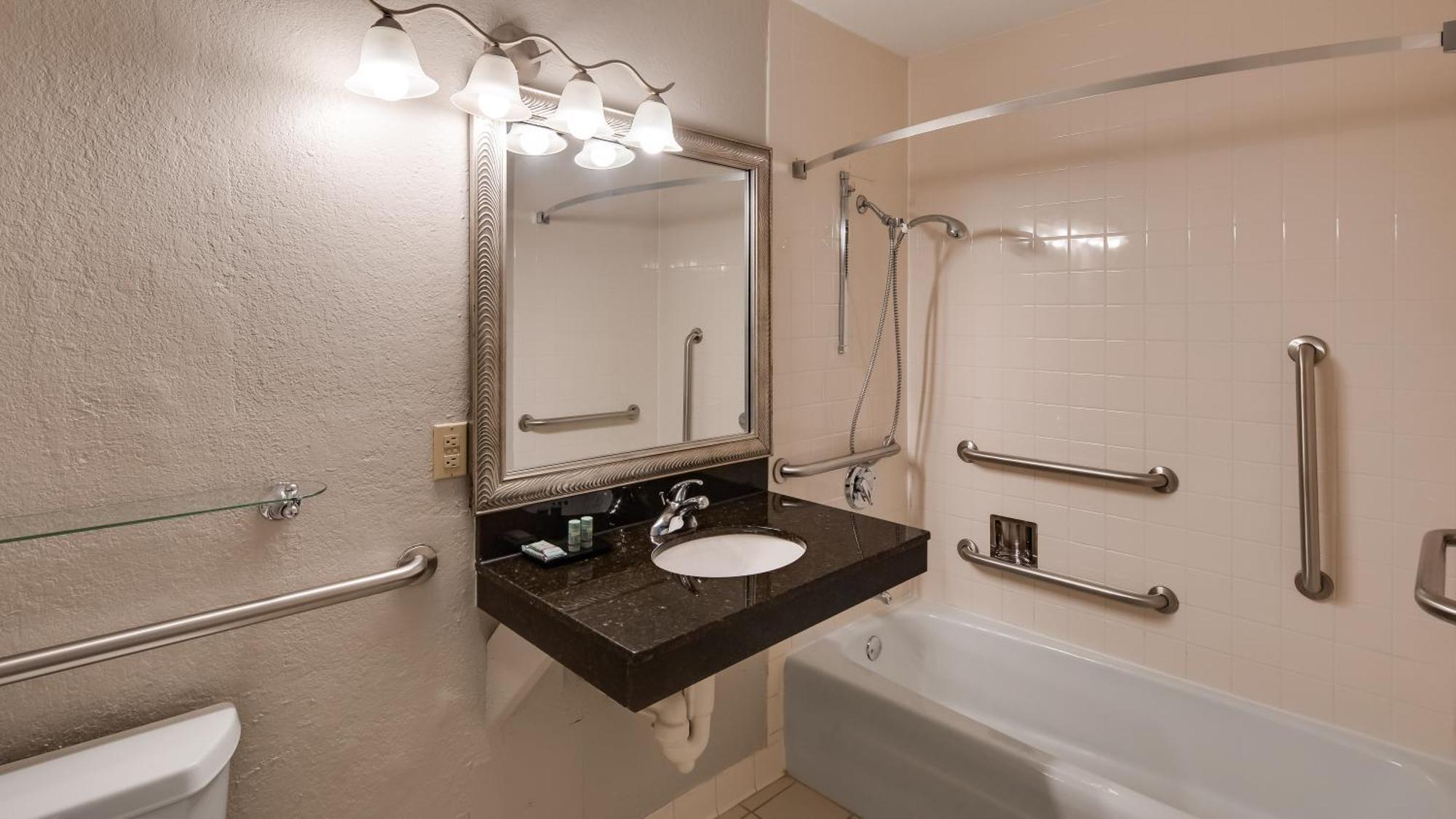 Best Western Tomah Hotel Exterior foto